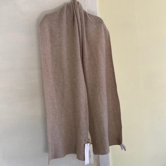 Calvin Klein 💯 Luxurious Nude Logo Cashmere Oversized Scarf New WithTags